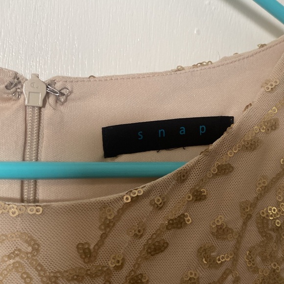 gold sequin body con dress - Picture 2 of 3